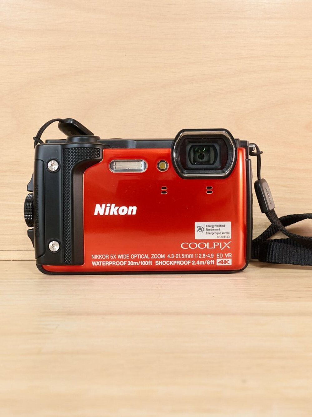 Nikon Coolpix W300 Digital Camera Red 5x Optical Zoom Tested